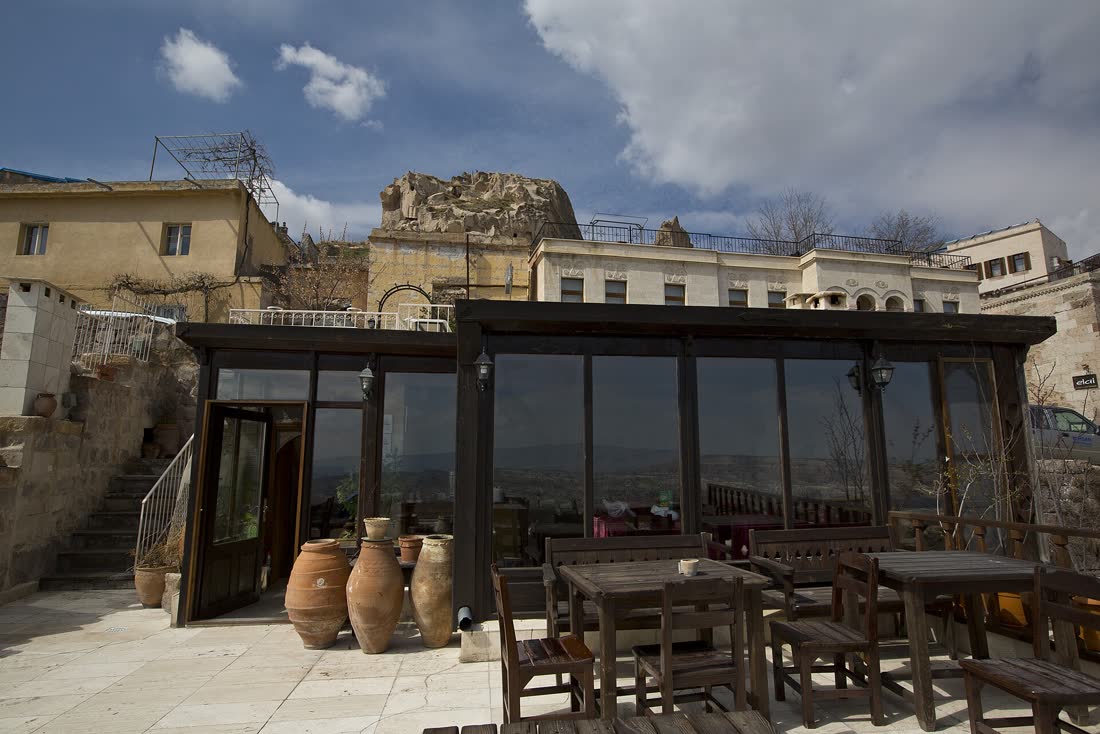 3. Anatolian Gastronomy, Local Wine & Luxury Cave Suites