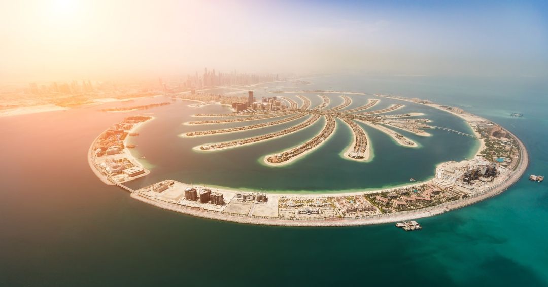 Abu Dhabi: Culture, Power and Calm